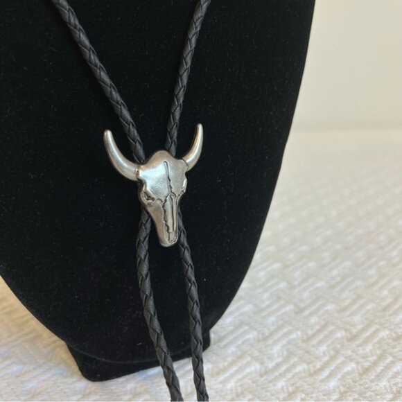Vintage Bolo Handmade Southwestern Style Bull Cattle Ties Silver Hardware Neck - Picture 9 of 9